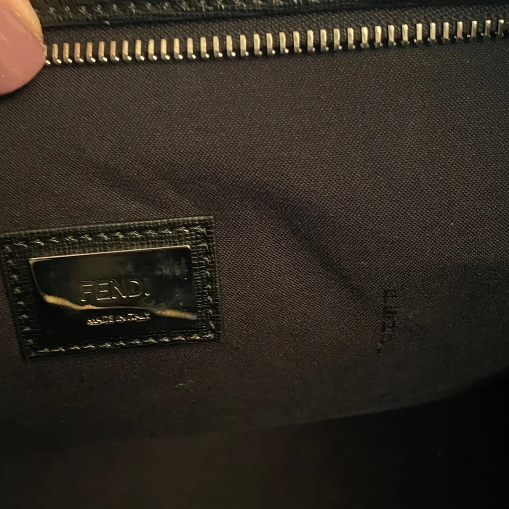 Fendi Monster Vitello Elite Cuojo Buggies roll tote Pink Tote with Black Accents - Picture 4 of 14